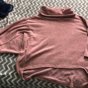 Loose sweater with turtleneck